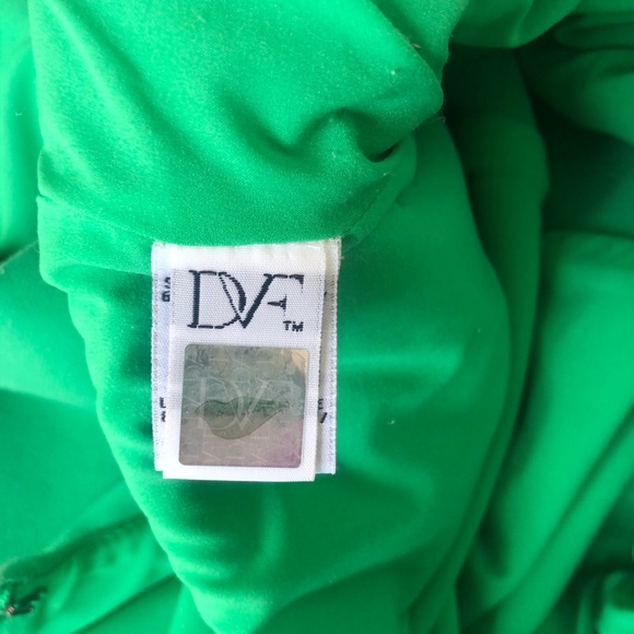 Diane Von Furstenberg Vintage Dress, Green, Size 8-10, Cinched Waist, Sheath - Picture 3 of 10